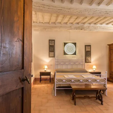 Casale Rosennano Landhaus Siena